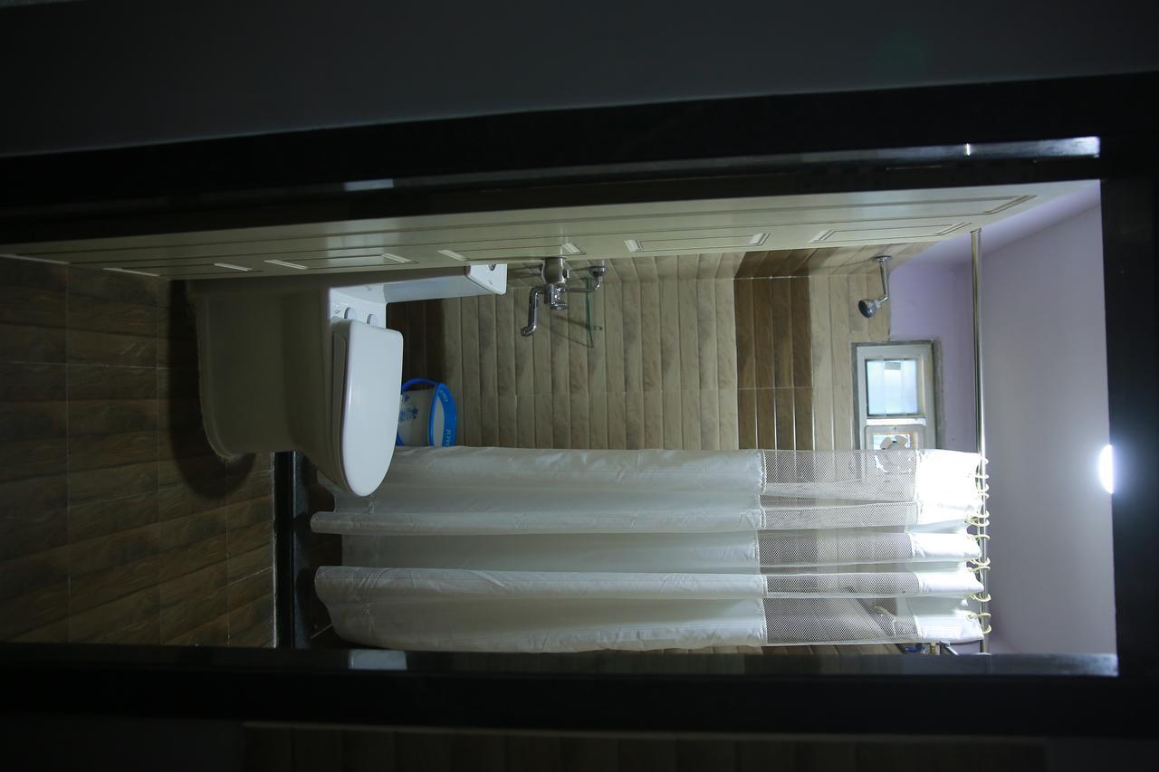 Lokis Forest Inn Hyderabad Exteriör bild